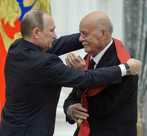 В 2016 году Станислав Говорухин был награжден орденом «За заслуги перед Отечеством» первой степени 
