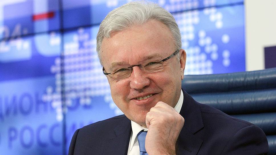 Самым богатым губернатором стал новичок рейтинга Александр Усс. Доход нового главы Красноярского края за 2017 год составил 221,6 млн руб., 193 млн из которых он получил в порядке наследования