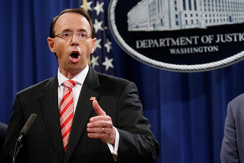 , заместитель генерального прокурора США с апреля 2017 года. Формально курировал расследование дела о российском вмешательстве, так как генпрокурор Джефф Сешенс был вынужден официально отстраниться от дела из-за участия в избирательной кампании Дональда Трампа
