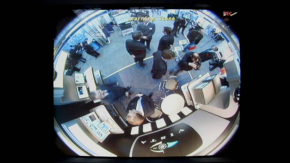 Камера на 360 градусов — один из экспонатов ежегодной выставки «Строительство безопасного мира» в кенсингтонской «Олимпии» в Лондоне 