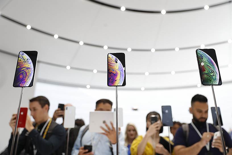 Операционная система iOS 12 выходит 17 сентября. HomePod и tvOS 12 также выйдут 17 сентября. MacOS Mojave — 24 сентября 
