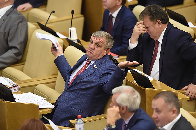 Депутаты заслушали выступление спикера Вячеслава Володина, который заявил, что «целью реформы должна стать реализация задачи по повышению уровня жизни пенсионеров»