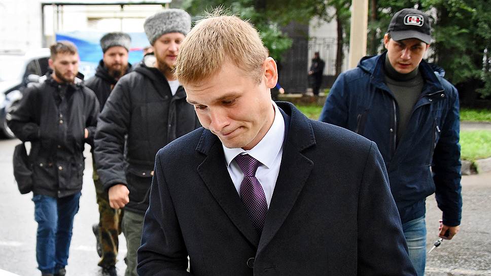 Как агитировали против Валентина Коновалова