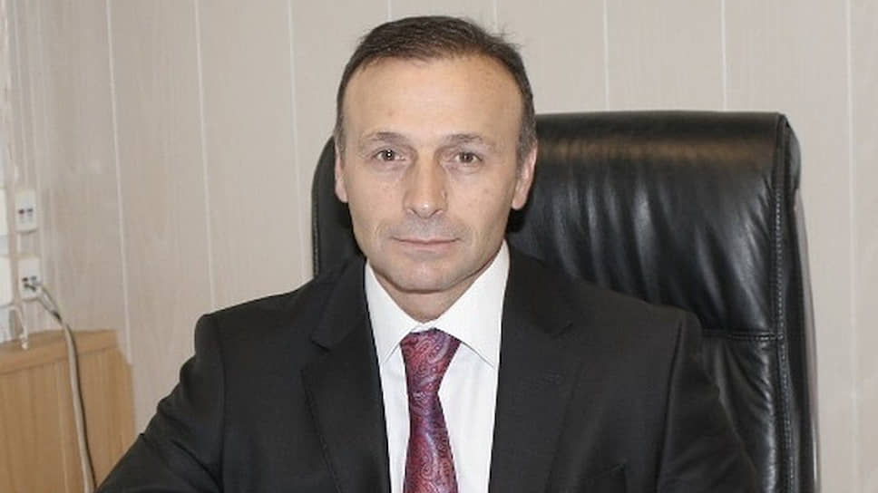 Был задержан в августе 2019 года в рамках дела Арашуковых. Признал вину в растрате, весной 2021 года был переведен из СИЗО под домашний арест
