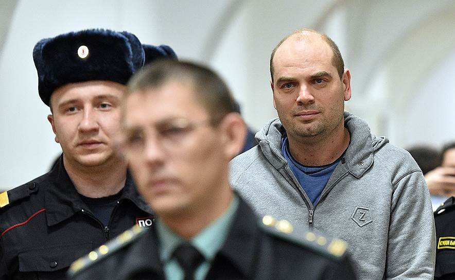 Бывший председатель правления банка «Восточный». По версии следствия, участвовал в мошеннической сделке по возвращению долга банку «Восточный» в 2,5 млрд руб. акциями люксембургской компании IFTG. Арестован. По словам его адвоката, сотрудничает со следствием