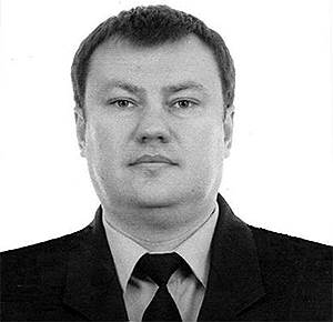 По версии следствия, выступал посредником при получении Дмитрием Захарченко взятки от владельца ресторана La Maree Меди Дусса. В мае 2022 года стало известно, что военный суд начал заочно рассматривать уголовное дело находящегося в международном розыске бывшего полковника ФСБ Дмитрия Сенина