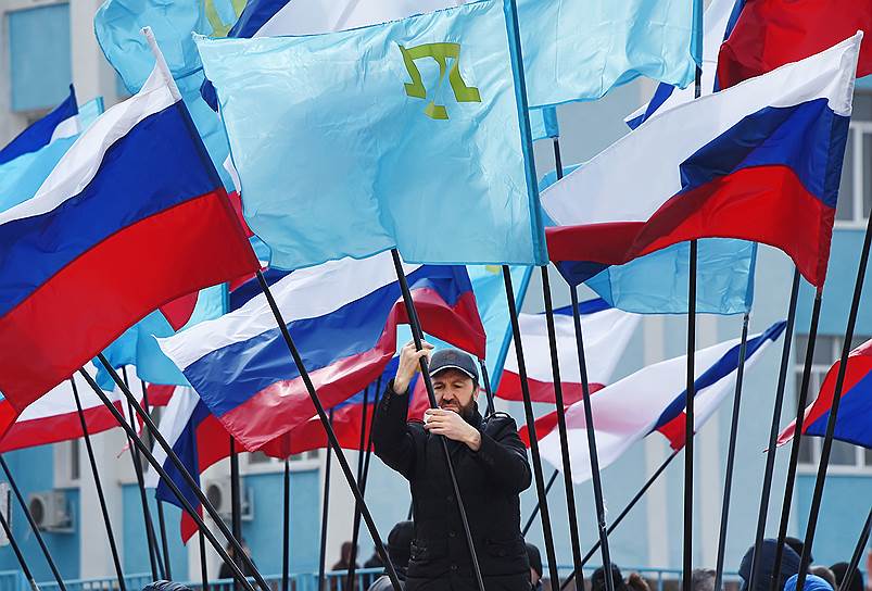 Фестиваль «Крымская весна» в честь пятой годовщины воссоединения Крыма с Россией прошел в микрорайоне «Фонтаны» (Симферополь)