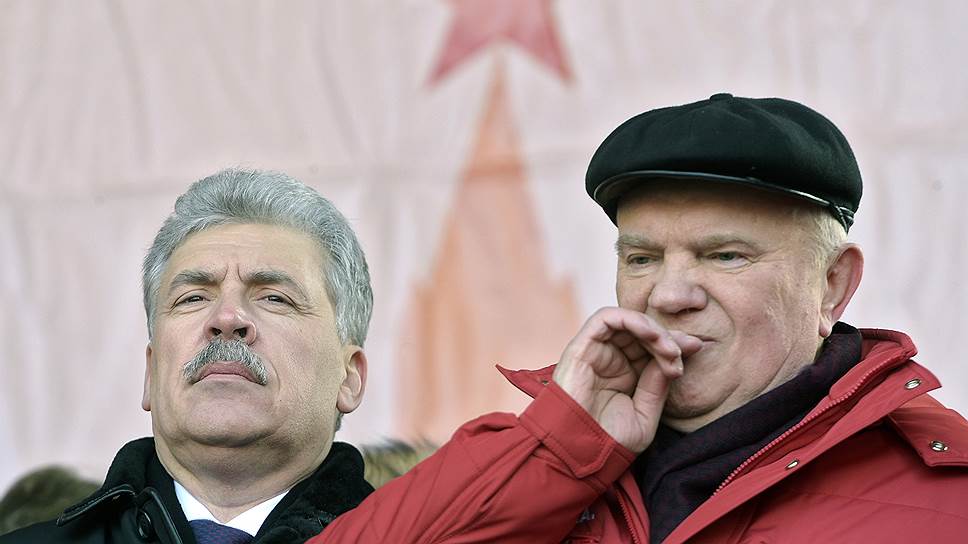 Политик, бизнесмен Павел Грудинин (слева) и лидер КПРФ Геннадий Зюганов