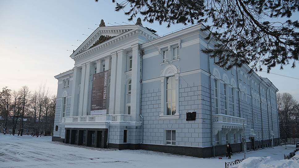 Что известно о строительство новой сцены театра
