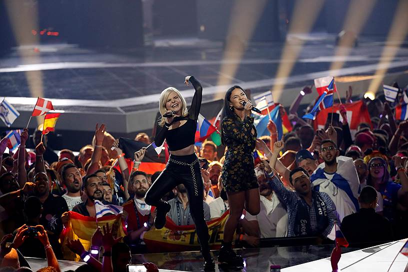 Дуэт Sisters из Германии с одноименной песней порадовал великолепным поп-продакшном