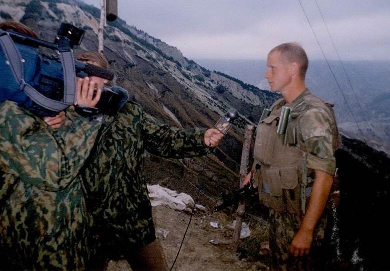Россиянин Олег Пулатов (позывные «Гюрза» и «Халиф»), подчиненный Сергея Дубинского, бывший подполковник Вооруженных сил России 