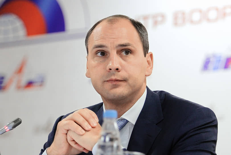 Больше всех заработал врио губернатора Оренбургской области Денис Паслер — 234,1 млн руб. Правда, такой доход ему принесла работа в энергетической компании ПАО «Т Плюс», которую он покинул в марте 2019 в связи с новым назначением