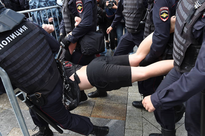 Во время акции к врачам обратились 12 человек