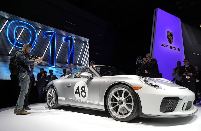 Porsche 911  