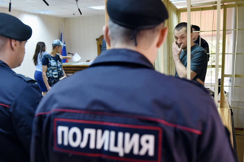 В декабре 2017 года суд обратил в доход государства имущество и его семьи. Стоимость имущества была оценена более чем в , 8 млрд из них — наличные. 10 июня 2019 года Пресненский суд Москвы приговорил Захарченко к 13 годам лишения свободы и к штрафу в 117 млн руб. по делу о получении взятки и воспрепятствовании правосудию