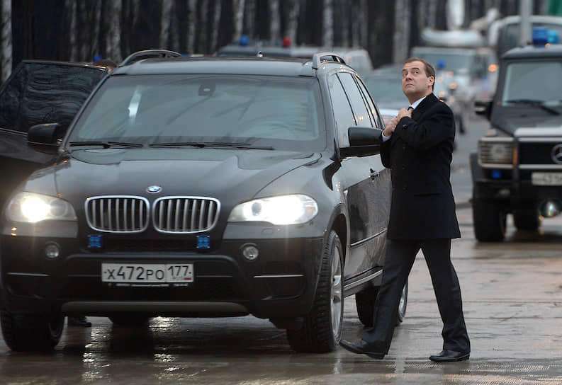 Премьер-министр Дмитрий Медведев 