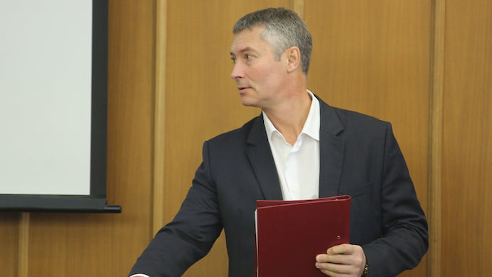 Евгений Ройзман легких путей не ищет