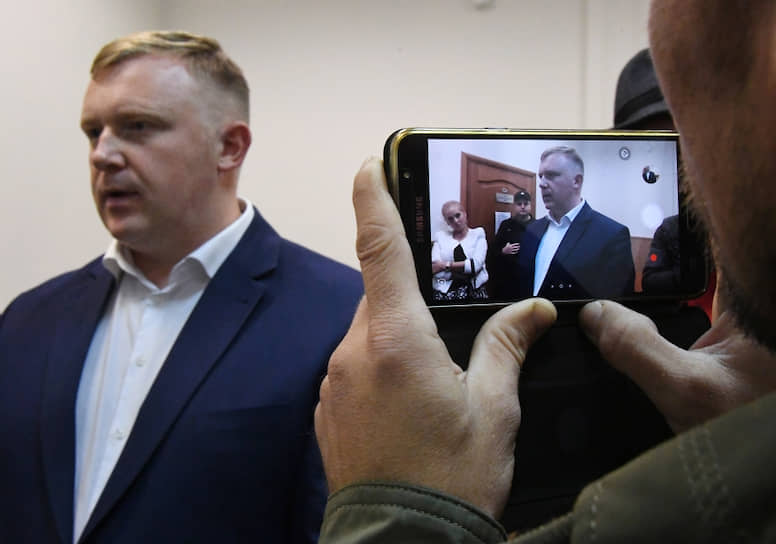 Экс-кандидат от КПРФ на выборах главы Приморья Андрей Ищенко 
