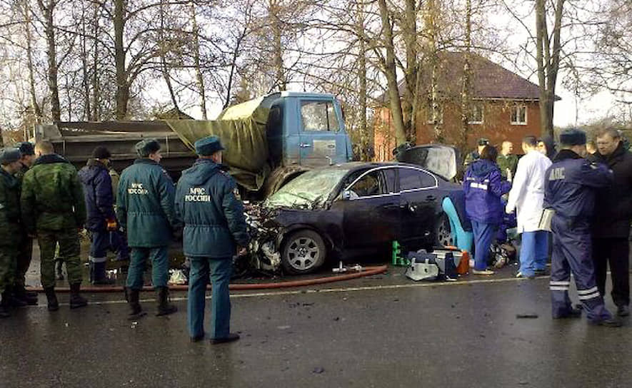 30 октября 2010 года в Зареченском районе Тульской в крупное ДТП попал командующий ВДВ России генерал лейтенант Владимир Шаманов. Автомобиль МАЗ выехал на встречную полосу движения и столкнулся со служебной машиной BMW, в которой ехал господин Шаманов и исполняющий обязанности командира Тульского соединения ВДВ полковник Алексей Наумец. Водитель BMW погиб на месте, пассажиры были госпитализированы. Позже водителя МАЗа приговорили к 6 годам колонии-поселения 