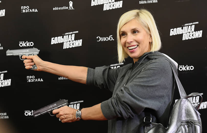 Певица Алена Свиридова на премьере фильма «Большая поэзия» Александра Лунгина в кинотеатре «Каро 11 Октябрь» 