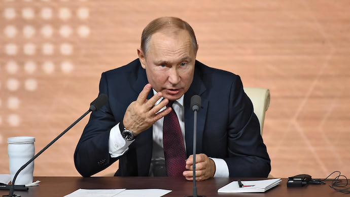 Пять неустановленных полицейских