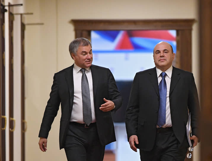 Рано утром Михаил Мишустин прибыл в здание Госдумы, где первым делом провел встречу со спикером нижней палаты Вячеславом Володиным  