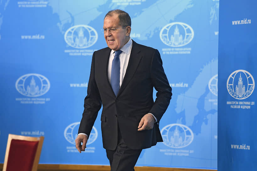 Министр иностранных дел — Сергей Лавров