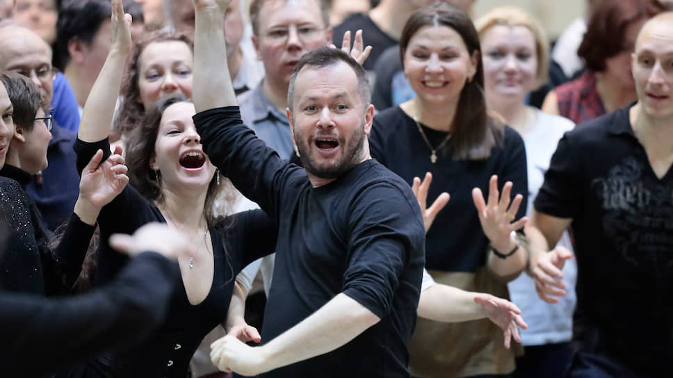 Дмитрий Черняков: «В нашем спектакле есть и современность, и, условно говоря, былинный мир»