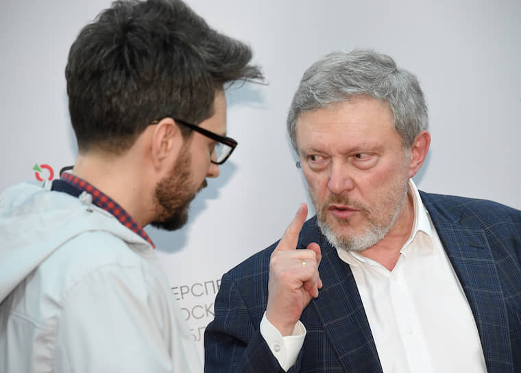 Член партии «Яблоко» Максим Кац (слева) и основатель «Яблока» Григорий Явлинский 