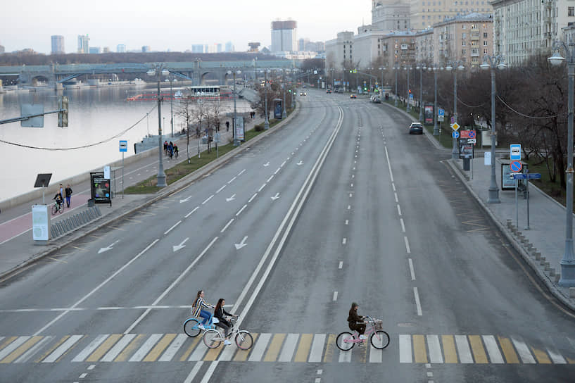 Набережная Москвы-реки 