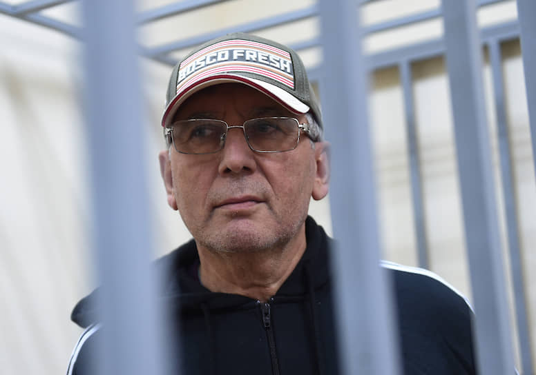 Адвокат Дагир Хасавов 