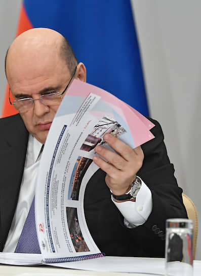 В начале марта у правительства появились новые проблемы: срыв сделки стран ОПЕК+ обрушил цены на нефть и курс рубля, что создало дополнительные риски бюджетных потерь 