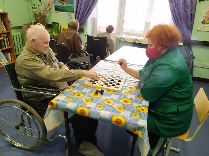 Занятость помогает сохранить здоровье пожилых граждан  