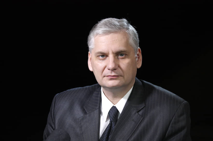 Сергей Маркедонов, ведущий научный сотрудник Центра евроатлантической безопасности Института международных исследований МГИМО 0  в конце текста 