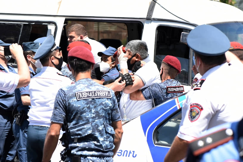 Задержание лидера партии «Процветающая Армения» Гагик Царукяна 