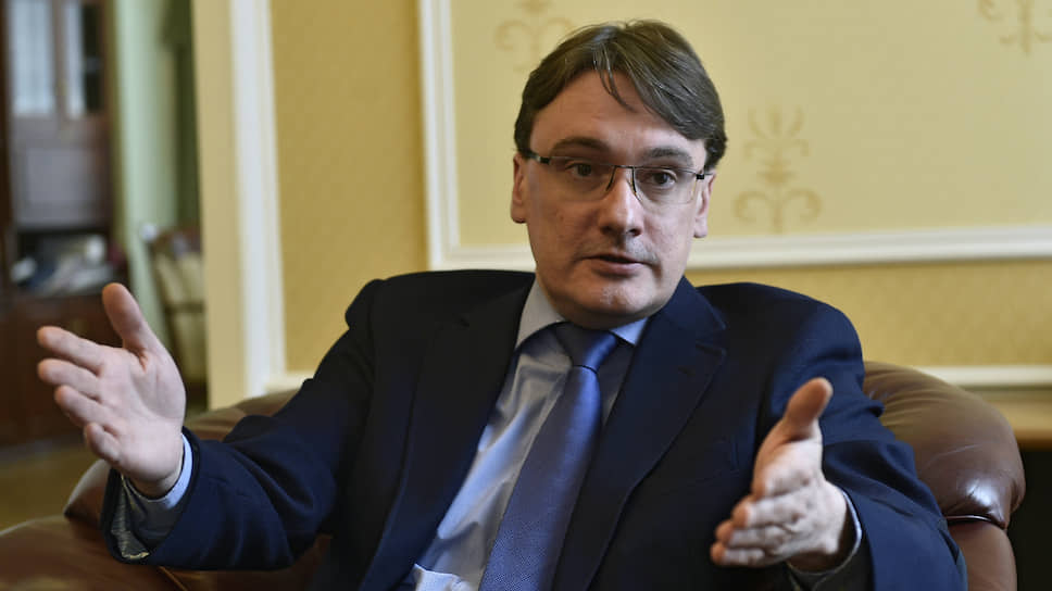 Замглавы МИД РФ Евгений Иванов — о планах по либерализации визового режима