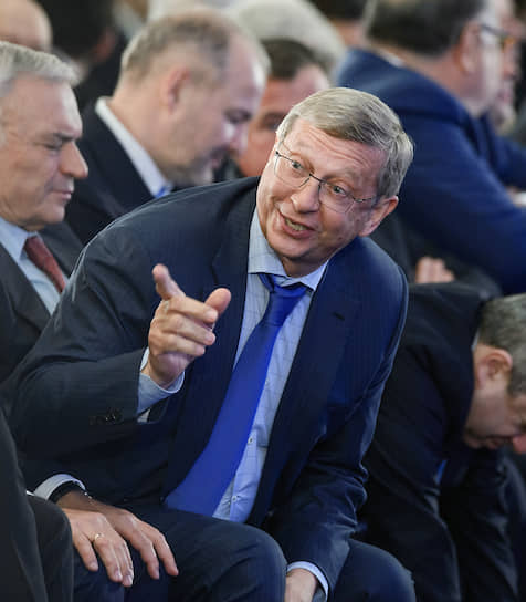 5. Владимир Евтушенков (АФК «Система», 59,2%, контрольный пакет в МТС, доля в «Детском мире», сеть клиник «Медси») — с $1,5 млрд до $2,3 млрд (53%) 