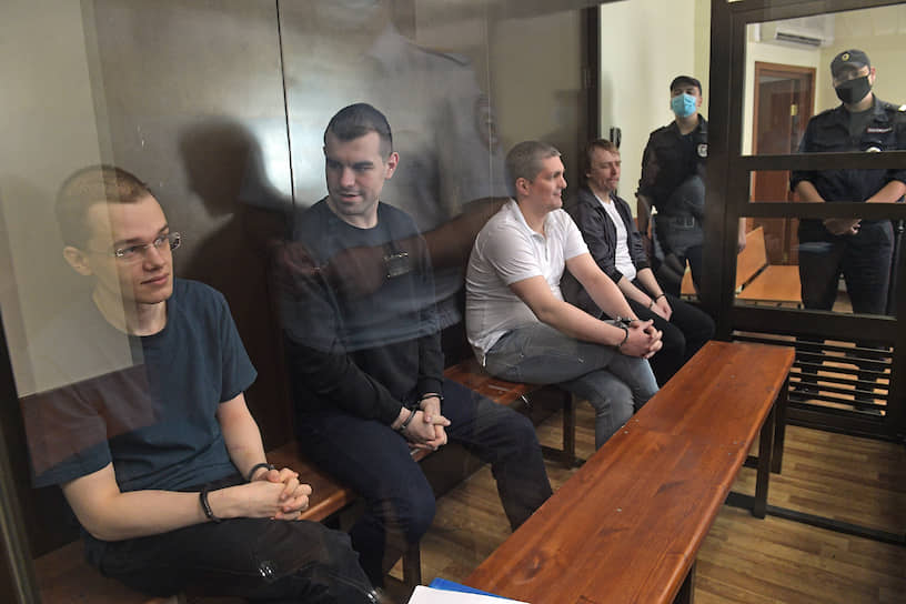 Слева направо: Вячеслав Крюков, Руслан Костыленков, Петр Карамзин и Дмитрий Полетаев 