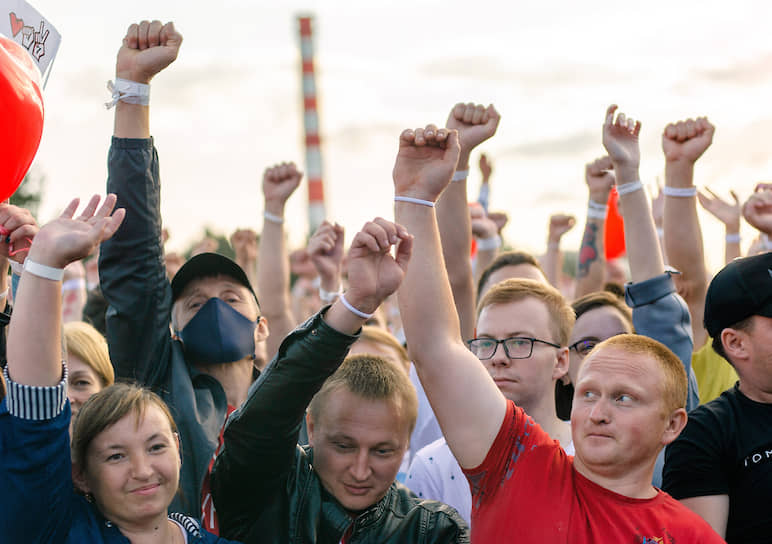 МВД республики на следующий день сообщило, что через КПП на митинг прошли 18 тыс. человек