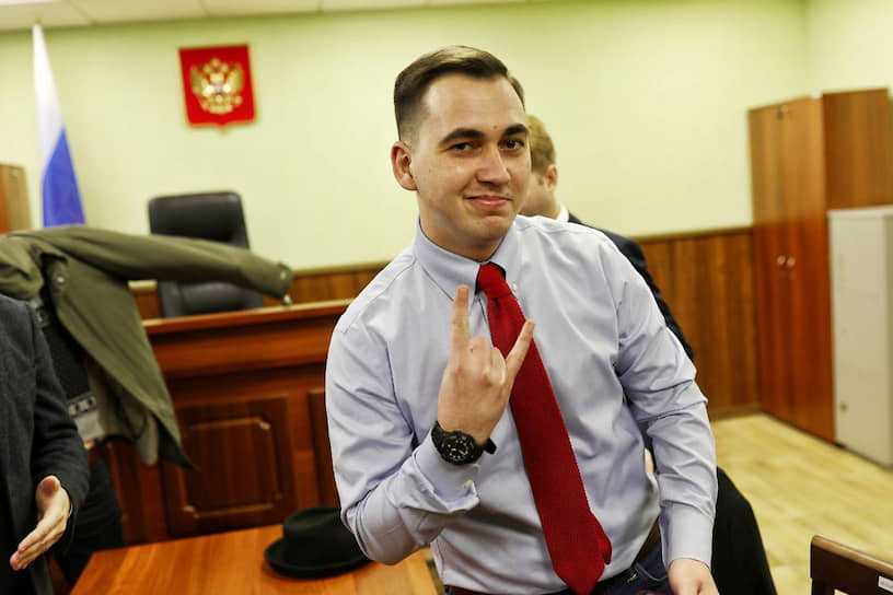 Денис Михайлов