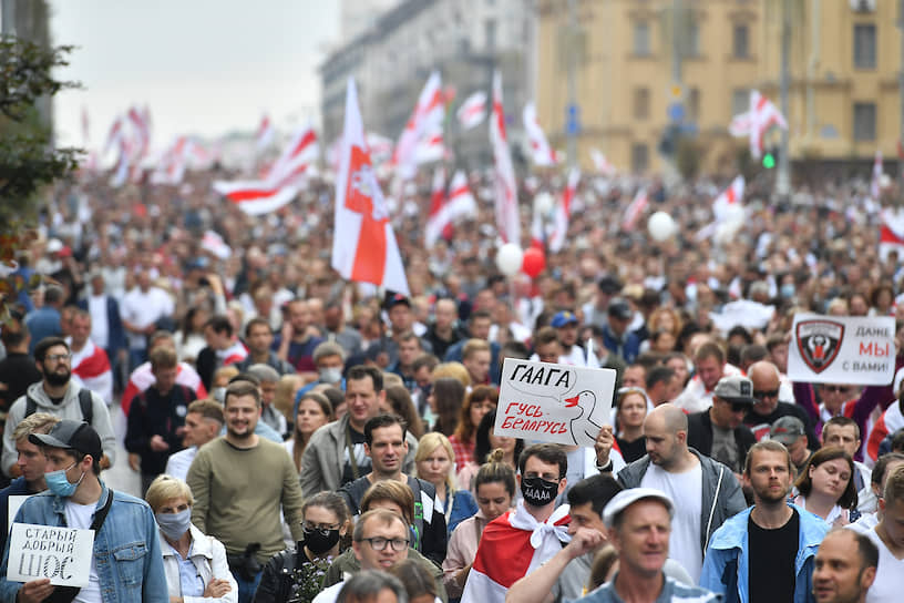 Участники марша протеста в Минске