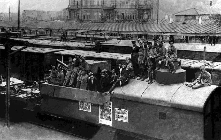 «Занятие Азербайджана советскими войсками (на фото) сильно подняло настроение негрузинских жителей Тифлиса» 