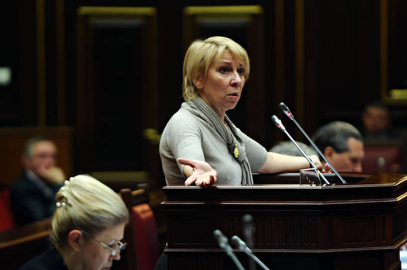 Елена Лукьянова 