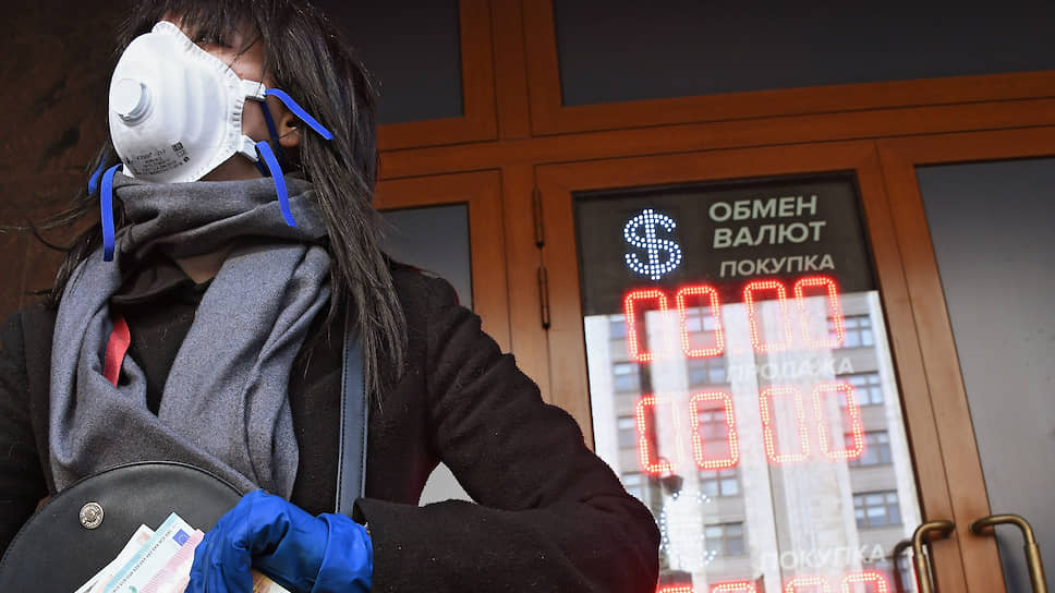 Как рубль оказался под гнетом геополитики 