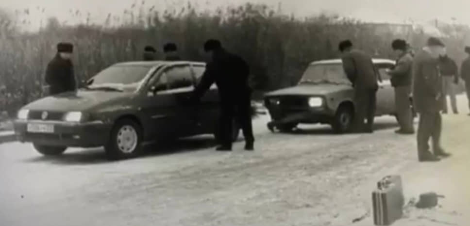 Место убийства начальника уголовного розыска Краснодара Александра Ледовского и его сослуживца Валерия Соломатина 2 декабря 1998 года