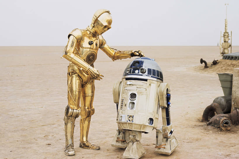 Самая знаменитая пара кинороботов (слева направо) –  С-3PO и R2-D2 из эпопеи «Звездные войны» 