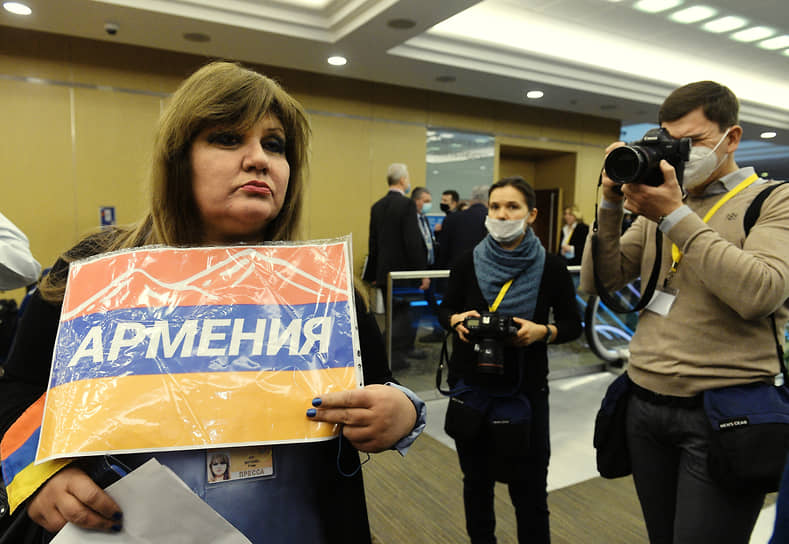 Журналистка из Армении в Центре международной торговли