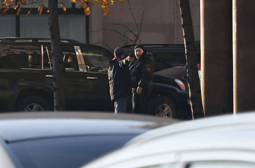 Напавшие на Анатолия Жданова сотрудники ЧОПа 