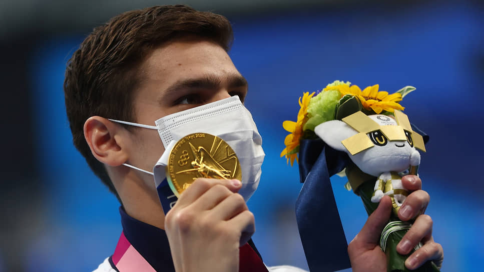 Золото. Евгений Рылов. Плавание, 100 м на спине