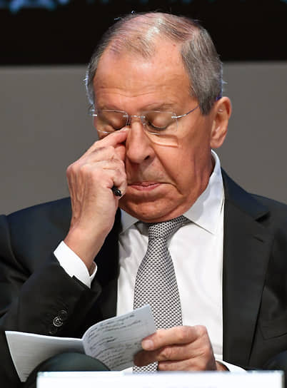 Москва. Министр иностранных дел России Сергей Лавров во время церемонии официального открытия штаба общественной поддержки партии «Единая Россия»